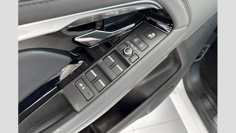 2022 Approved Land Rover Range Rover Evoque Fuji White SE P300 SE