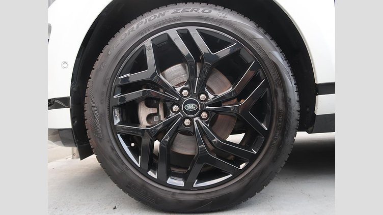 2021 認定中古車 Land Rover Range Rover Evoque Fuji White P250 Ｒ－ダイナミック ＳＥ	