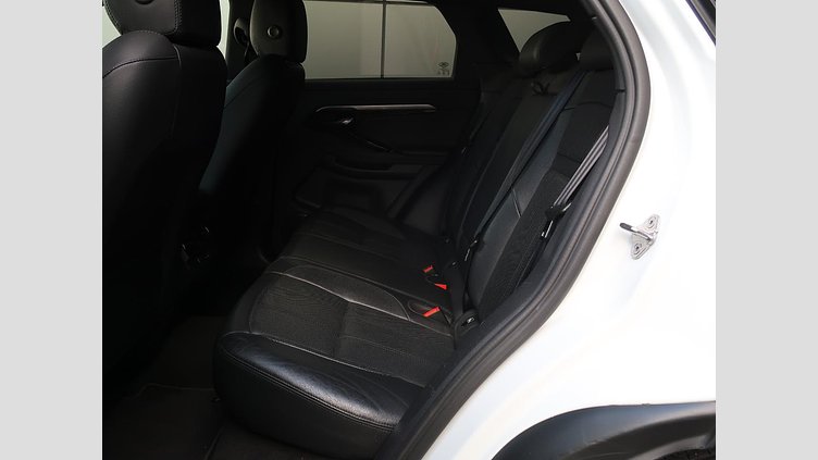 2021 認定中古車 Land Rover Range Rover Evoque Fuji White P250 Ｒ－ダイナミック ＳＥ	