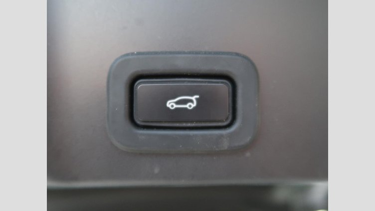 2021 認定中古車 Land Rover Range Rover Evoque Fuji White P250 Ｒ－ダイナミック ＳＥ	