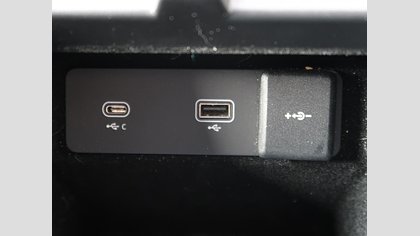 Range Rover Evoque 30