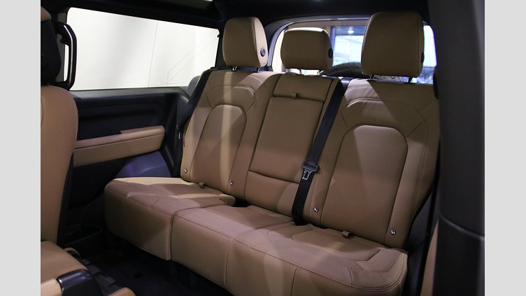 2025 認定中古車 Land Rover Defender 90 フジホワイト D350 AWD（オートマチック） X-DYNAMIC HSE