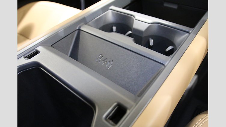 2025 認定中古車 Land Rover Defender 90 フジホワイト D350 AWD（オートマチック） X-DYNAMIC HSE