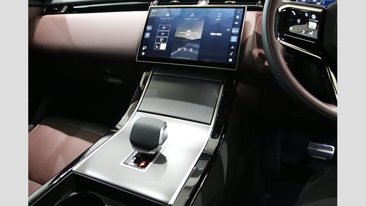 2025 認定中古車 Land Rover Range Rover Velar カルパチアングレイ P400eプラグインハイブリッド（ガソリン） Dynamic HSE