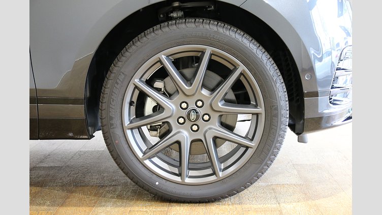 2025 認定中古車 Land Rover Range Rover Velar カルパチアングレイ P400eプラグインハイブリッド（ガソリン） Dynamic HSE