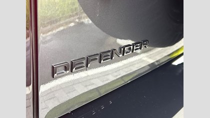Defender 110 13