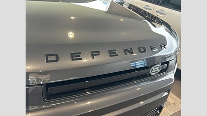 Defender 110 10