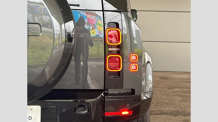 2024 認定中古車 Land Rover Defender 110 Carpathian Grey D350 AWD X-Dynamic HSE