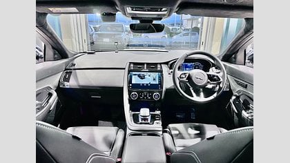 E-Pace 8