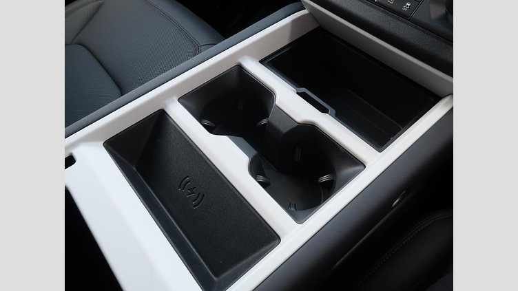 2025 認定中古車 Land Rover Defender 110 Santorini Black D350 Ｒ－ダイナミック ＳＥ 