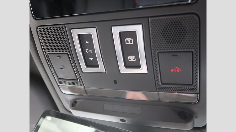 2025 認定中古車 Land Rover Defender 110 Santorini Black D350 Ｒ－ダイナミック ＳＥ 