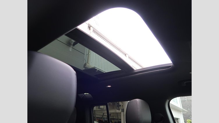 2025 認定中古車 Land Rover Defender 110 Santorini Black D350 Ｒ－ダイナミック ＳＥ 