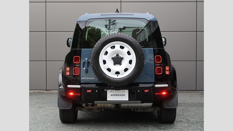 2024 認定中古車 Land Rover Defender 110 Santorini Black D300 カウンティ エクステリアパック キュレーテッドフォージャパン