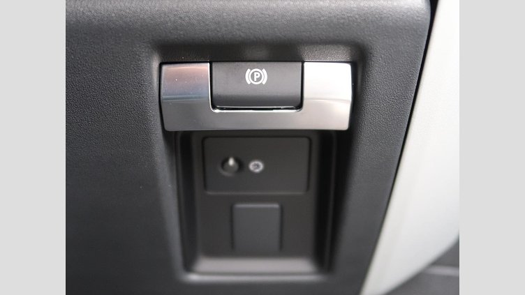 2024 認定中古車 Land Rover Defender 110 Santorini Black D300 カウンティ エクステリアパック キュレーテッドフォージャパン