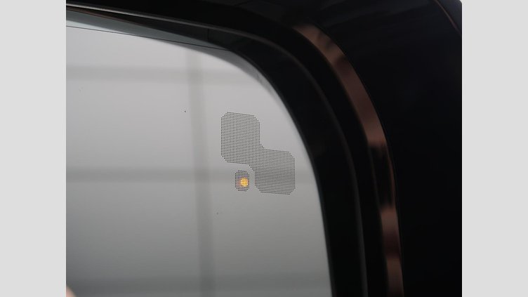 2024 認定中古車 Land Rover Defender 110 Santorini Black D300 カウンティ エクステリアパック キュレーテッドフォージャパン