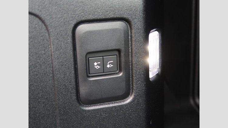 2024 認定中古車 Land Rover Defender 110 Santorini Black D300 カウンティ エクステリアパック キュレーテッドフォージャパン