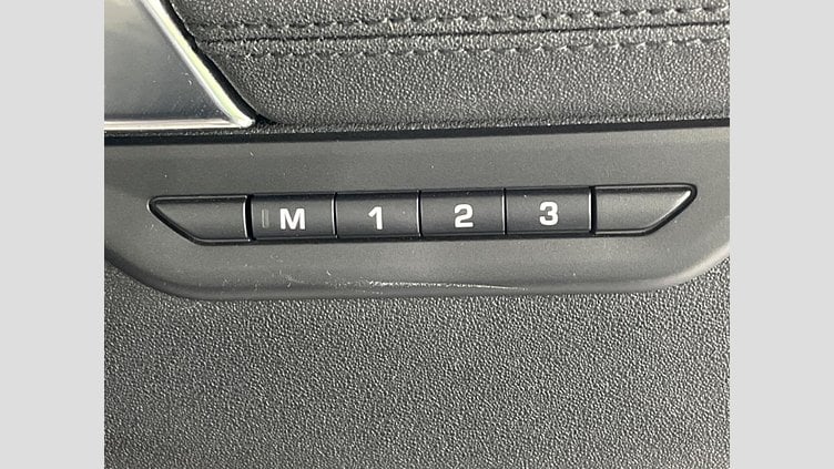 2022 認定中古車 Land Rover Discovery Sport LANTAU BRONZE 4WD SE