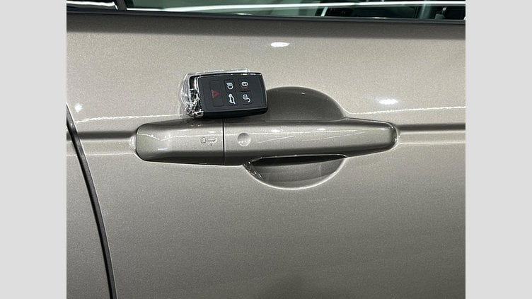 2022 認定中古車 Land Rover Discovery Sport LANTAU BRONZE 4WD SE