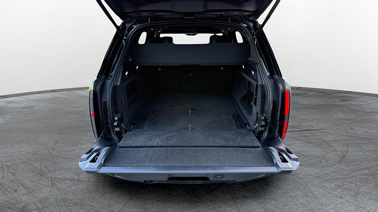 2022 Approved Land Rover Range Rover Santorini Black Офіційний автомобіль з прозорою сервісною історією! 
Всё технічне обслуговування тільки на офіційній станції! 
Без ДТП, підкрасів тощо!!! 
Весь автомобіль в матовій захисній плівці!  HSE