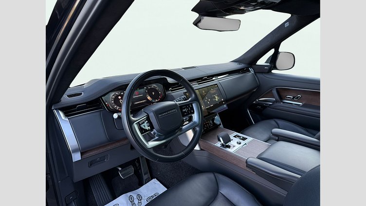 2022 Approved Land Rover Range Rover Santorini Black Офіційний автомобіль з прозорою сервісною історією! 
Всё технічне обслуговування тільки на офіційній станції! 
Без ДТП, підкрасів тощо!!! 
Весь автомобіль в матовій захисній плівці!  HSE