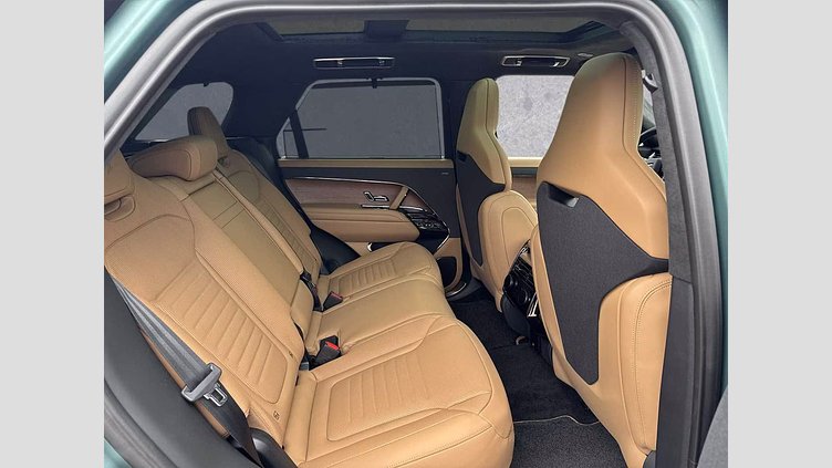 2025 Nova vozila Land Rover Range Rover Sport Terre Green - Matte P635 AWD AUTOMATIC MHEV SV GAEA CELESTIAL EDITION