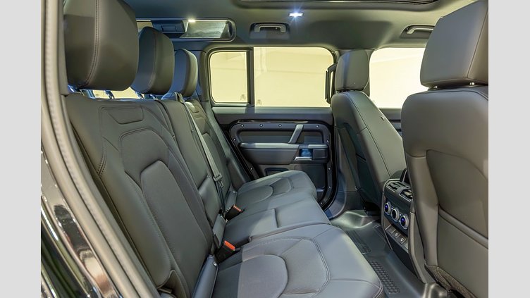 2025 New Land Rover Defender 110 Santorini Black 3.0 Diesel 200PS S