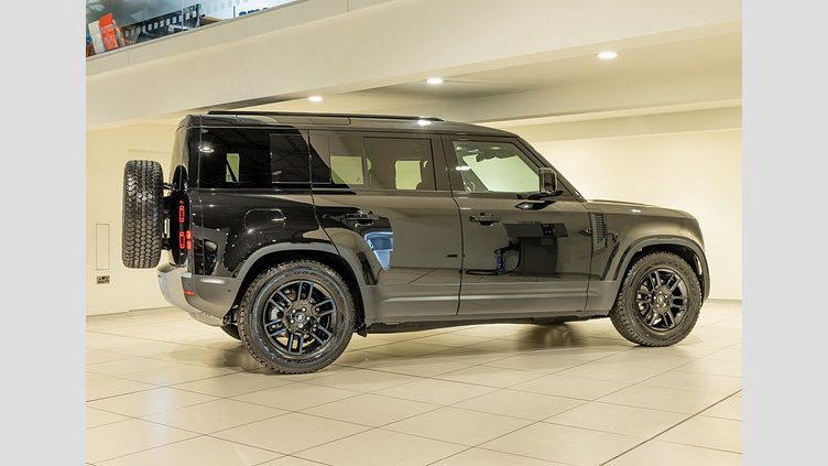 2025 New Land Rover Defender 110 Santorini Black 3.0 Diesel 200PS S