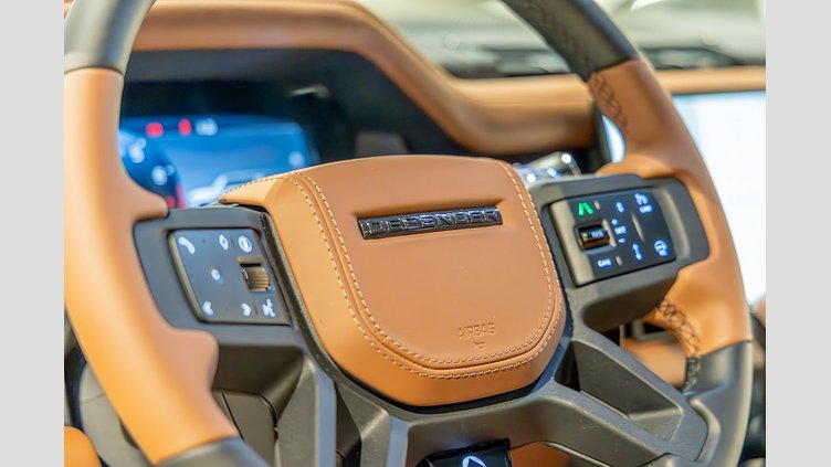 2025 New Land Rover Defender 110 Petra Copper 4.4 V8 Petrol MHEV Halo V8 OCTA