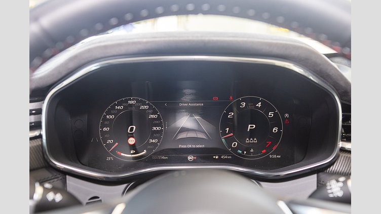 2025 New Jaguar F-Pace British Racing Green in Gloss finish P575 PETROL SVR 575 EDITION