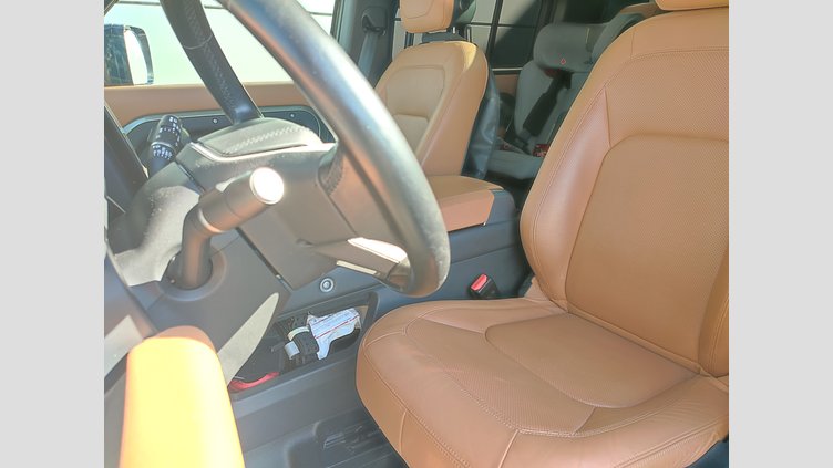 2022 JAZDENÉ VOZIDLÁ Land Rover Defender 110 Pangea Green 4x4 3.0 I6 P400 MHEV SE A/T AWD