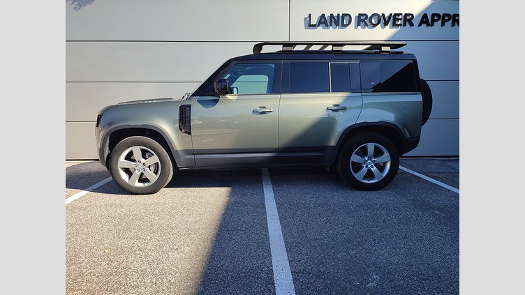 2022 JAZDENÉ VOZIDLÁ Land Rover Defender 110 Pangea Green 4x4 3.0 I6 P400 MHEV SE A/T AWD