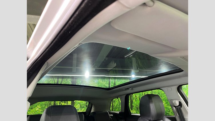 2016 認定中古車 Land Rover Range Rover Evoque Fuji White ４WD SEプラス