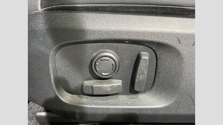 2016 認定中古車 Land Rover Range Rover Evoque Fuji White ４WD SEプラス