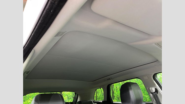 2016 認定中古車 Land Rover Range Rover Evoque Fuji White ４WD SEプラス