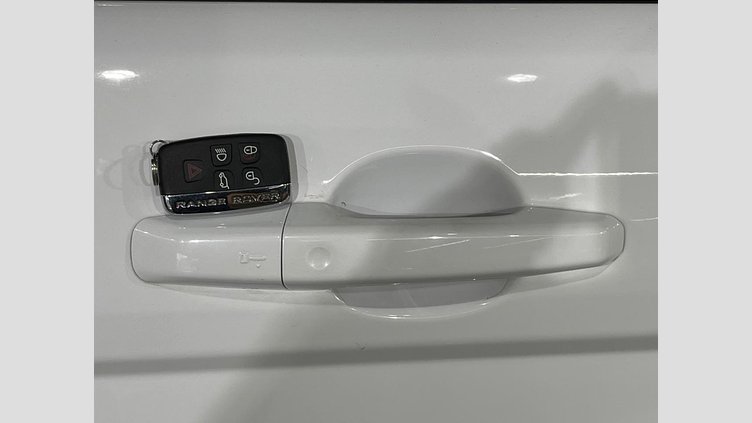 2016 認定中古車 Land Rover Range Rover Evoque Fuji White ４WD SEプラス