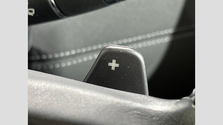 2016 認定中古車 Land Rover Range Rover Evoque Fuji White ４WD SEプラス