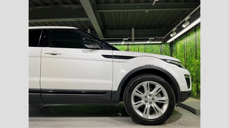 2016 認定中古車 Land Rover Range Rover Evoque Fuji White ４WD SEプラス