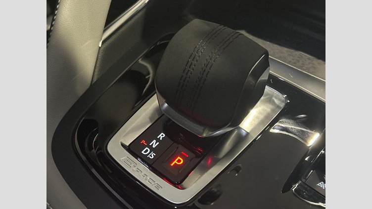 2022 認定中古車 Jaguar E-Pace Bluefire Blue P250 R-Dynamic SE