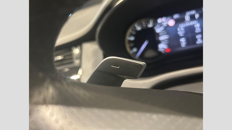 2022 認定中古車 Jaguar E-Pace Bluefire Blue P250 R-Dynamic SE