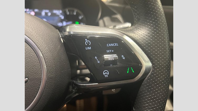 2022 認定中古車 Jaguar E-Pace Bluefire Blue P250 R-Dynamic SE