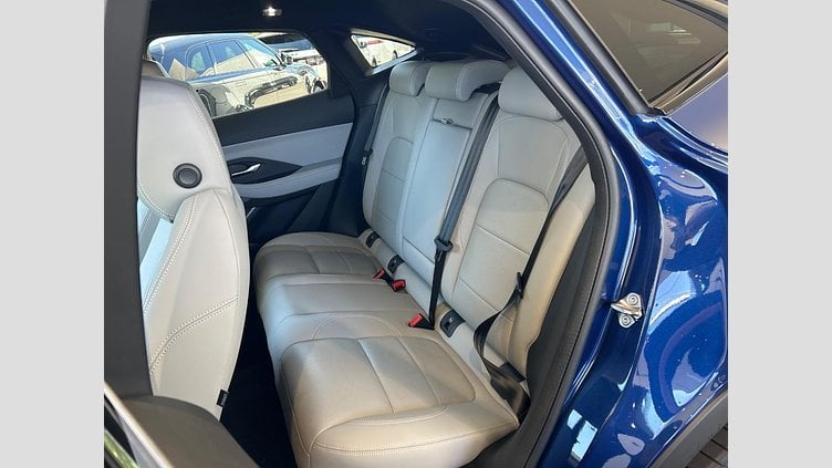 2022 認定中古車 Jaguar E-Pace Bluefire Blue P250 R-Dynamic SE