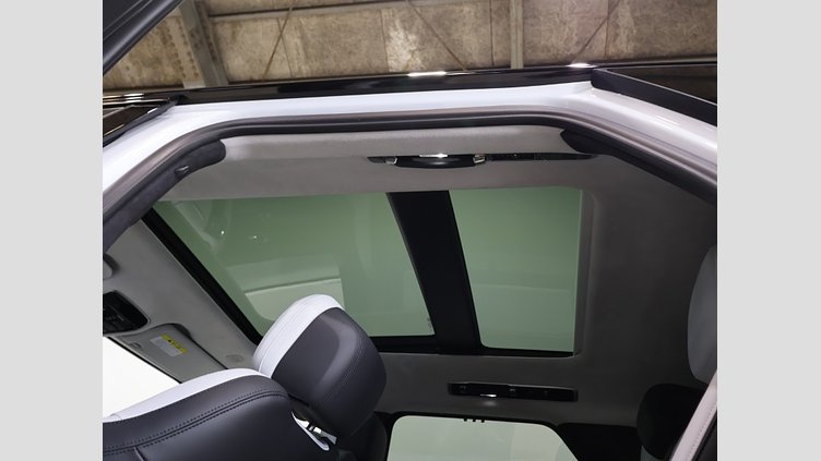 2024 認定中古車 Land Rover Range Rover Sport Otsuni Pearl White AWD Autobiography D300