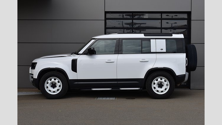 2022 認定中古車 Land Rover Defender 110 Fuji White Ｐ３００　AWD １１０ベースグレード　Ｐ３００