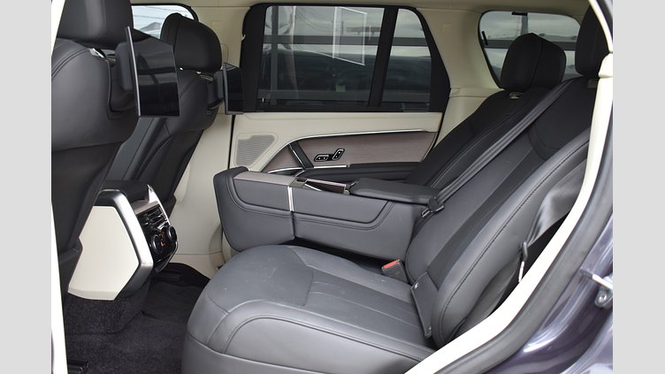2022 認定中古車 Land Rover Range Rover アメジストグレイパープル - グロスフィニッシュ 3.0LP PHEV 510e SWB 4WD オートバイオグラフィ3.0L P510e SWB 4WD