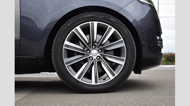 2022 認定中古車 Land Rover Range Rover アメジストグレイパープル - グロスフィニッシュ 3.0LP PHEV 510e SWB 4WD オートバイオグラフィ3.0L P510e SWB 4WD