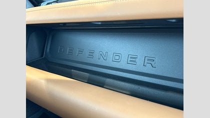 Defender 110 34