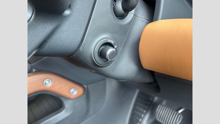 2022 認定中古車 Land Rover Defender 110 Carpathian Grey D300 AWD X-Dynamic HSE