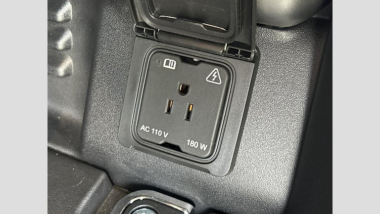 2022 認定中古車 Land Rover Defender 110 Carpathian Grey D300 AWD X-Dynamic HSE