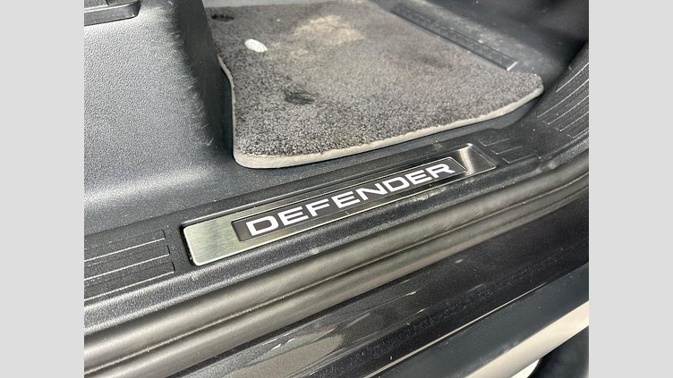 2022 認定中古車 Land Rover Defender 110 Carpathian Grey D300 AWD X-Dynamic HSE