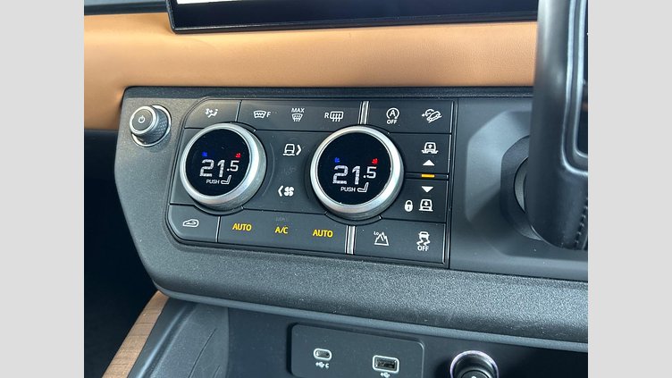 2022 認定中古車 Land Rover Defender 110 Carpathian Grey D300 AWD X-Dynamic HSE